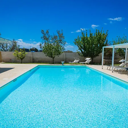 Villa El Capitano With Garden And Pool - Happy Rentals Muro Leccese Exterior photo