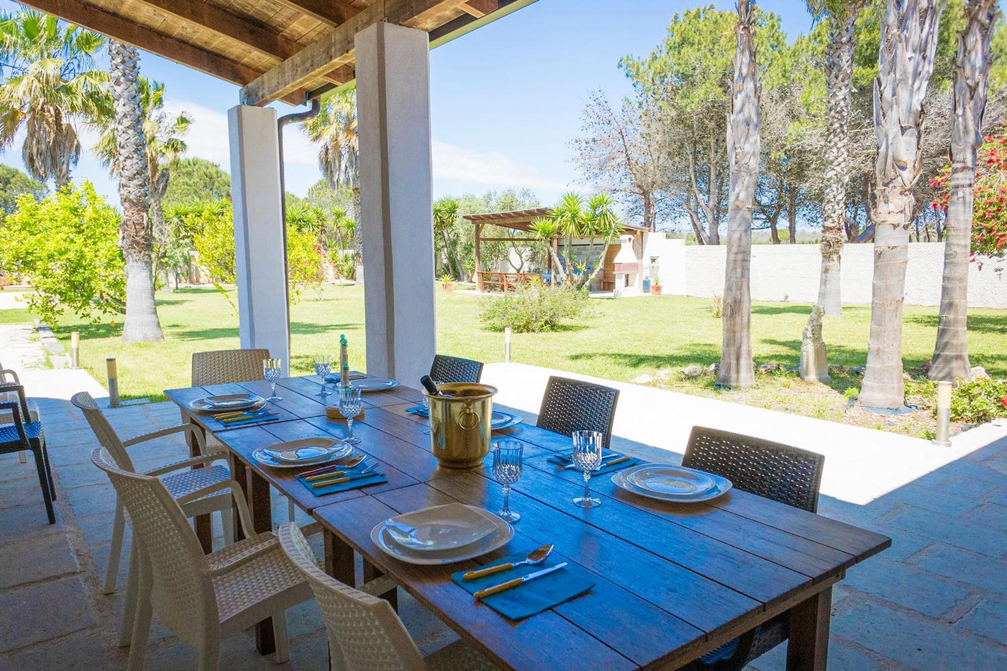 Villa El Capitano With Garden And Pool - Happy